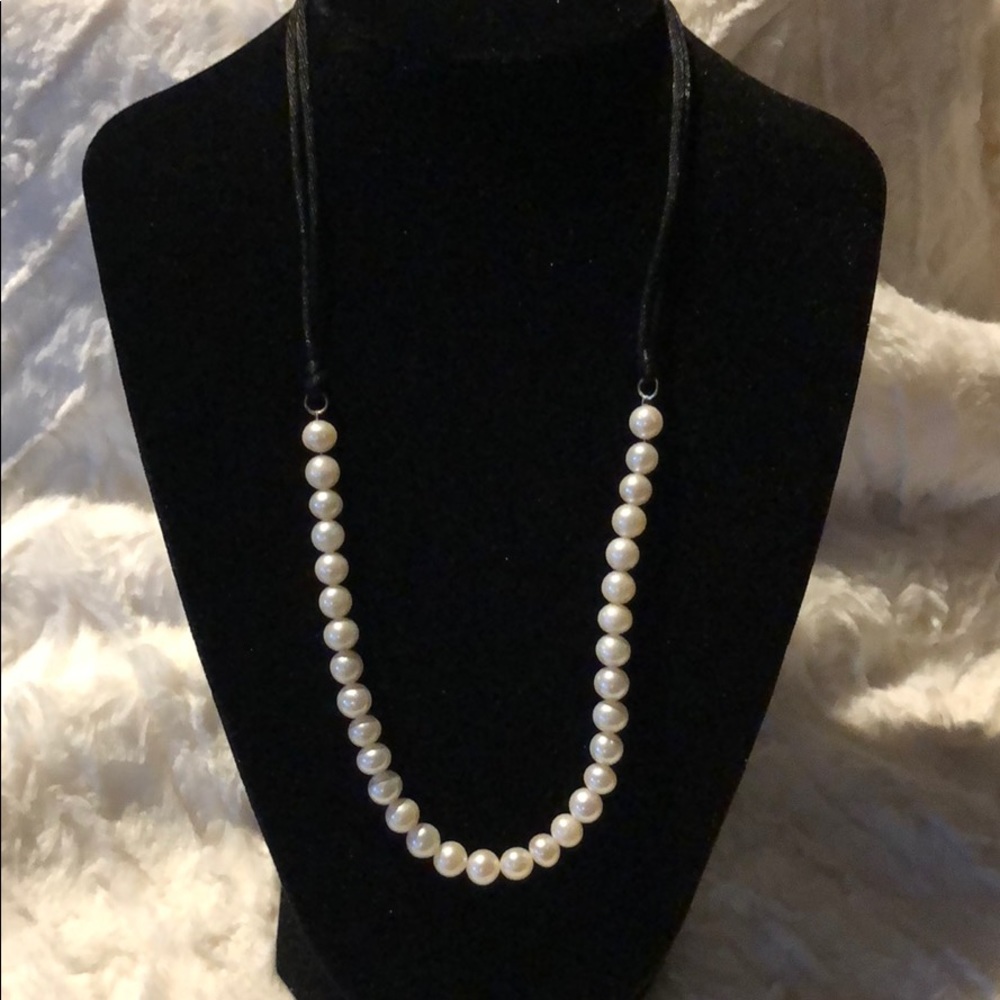 925 Sterling Silver and Pearl Necklace